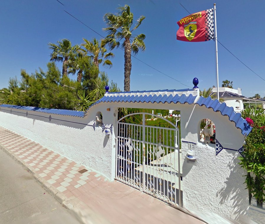 Ref. Nr.: 013
Wunderschöne gepflegte Villa in einer gemütlichen Gegend von San Luis (Chaparral).

Lage:
&